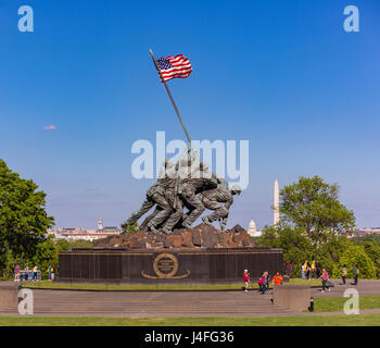 ARLINGTON, VIRGINIA, USA - United States Marine Corps War Memorial, de la statue d'Iwo Jima, à Rosslyn. Banque D'Images