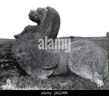 Ce titre fait référence à une œuvre ou artefact lié à l'artiste chinois *Xiao Xiu*, mettant en valeur une figure de lion ailée. Il peut représenter des interprétations symboliques ou artistiques souvent trouvées dans l'art chinois, en particulier dans les représentations de créatures mythiques. Banque D'Images