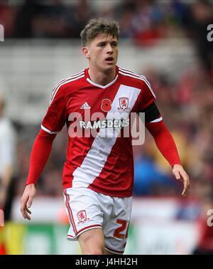 MIDDELSBROUGH MIDDELSBROUGH ADAM ATTEINDRE FC FC LE STADE RIVERSIDE MIDDLESBROUGH ANGLETERRE 08 Novembre 2014 Banque D'Images