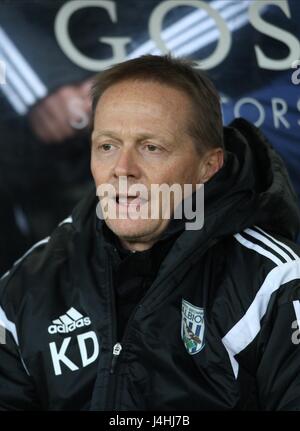 KEITH DOWNING West Bromwich Albion ASSISTANT MIXTE ENTRAÎNEUR ADJOINT CONJOINT Stade KC HULL Angleterre 06 Décembre 2014 Banque D'Images