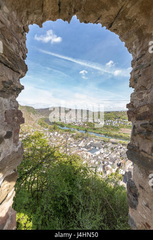 Ruine de la niederburg en Rhénanie-palatinat - kobern, Rheinland Pfalz, Allemagne, Europe, Union européenne Banque D'Images