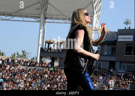 Avril Lavigne effectue à 102,7 RADIO KIIS FM's Wango Tango au Home Depot Center le 11 mai 2013 à Carson, Californie. Banque D'Images