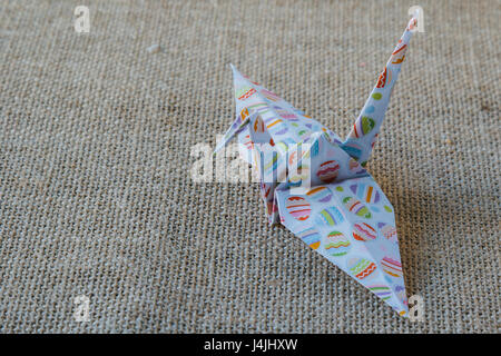 Décor fait main couleur papier origami craft crane Banque D'Images