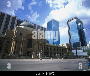 L'Afrique du Sud, Johannesburg, la Cour suprême, voir l'Afrique, province de Gauteng, cour de justice, d'un bâtiment, d'architecture, des tours de verre, réflecteur avant, façade, différence, contraste, vue sur la ville Banque D'Images