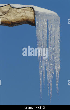 Gutter, Icicle, gouttière en bois, d'eau, gelé, bouchons, E, froid, neige, hiver, nature, l'Allemagne, les Bavarois, baignoire Wiessee Banque D'Images