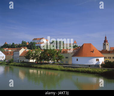 La Slovénie, Pettau, vue sur ville, flux, Republika Slovenija Europe Drau, ville, ville de province, Ptuj, Drava flux, de la construction, de l'église, clocher, point d'intérêt, l'héritage culturel mondial de l'UNESCO Banque D'Images