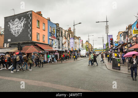 Marché de Camden dans NW1, London, UK Banque D'Images