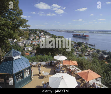 Allemagne, Hambourg Blankenese, montagne, l'hiloire, flux de l'Elbe, l'Europe cargo, dans le Nord de l'Allemagne, ville hanséatique, village, ville, quartier de la ville, ville quatrième, maisons, villas, maisons d'habitation, des zones d'habitation, colline, montagne, vue, Brunnenhof, vue, de navigation, de bateau, d'économie, freighter Banque D'Images