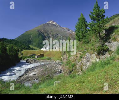 Autriche, Tyrol, d'aération, de l'Ötztal, vue locale, vallée menant point, Venter Ache, montagnes, montagne, paysage, rivière, endroit, l'eau, le cours de la rivière, à l'église, de la métallurgie, de l'abandonné, à l'extérieur, Banque D'Images