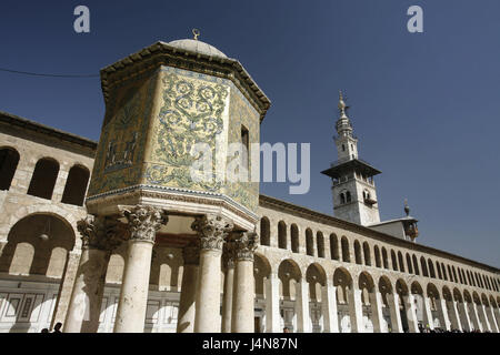 Syrie, Damas, Vieille Ville, la mosquée des Omeyyades, cour intérieure, lieu d'intérêts, d'un bâtiment, l'architecture, l'église, construction, sacré la foi, la religion, l'Islam, l'éclairage, minaret, Weihrauchstrasse Banque D'Images