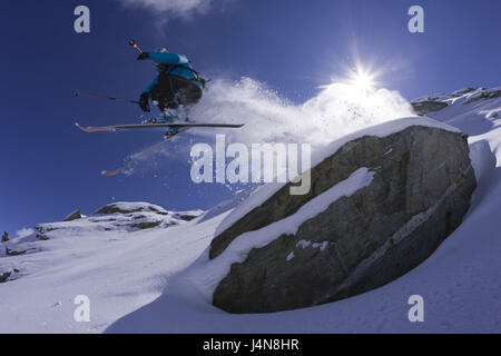 La Suisse, l'Engadine, groupe de la Bernina, Corvatsch, rock, skieur, crack, perspective, lumière arrière, Banque D'Images