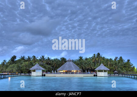 L'humeur du soir sur l'île des Maldives Ellaidhoo, les Maldives, le nord de l'Atoll d'Ari, Banque D'Images