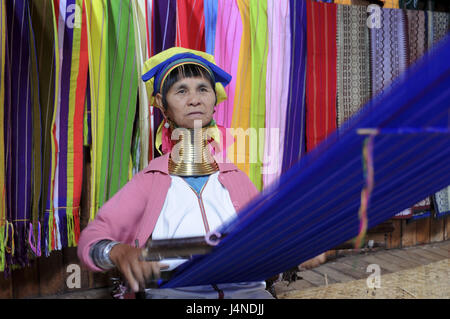 Femme, "long cou", de cirques souche, substances, tissent, lac Inle, Myanmar, Banque D'Images