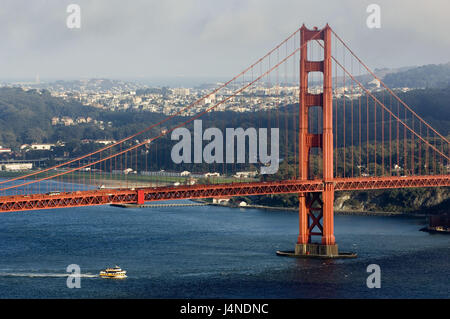 Les USA, California, San Francisco, vue sur la ville, le Golden Gates Bridge, Banque D'Images