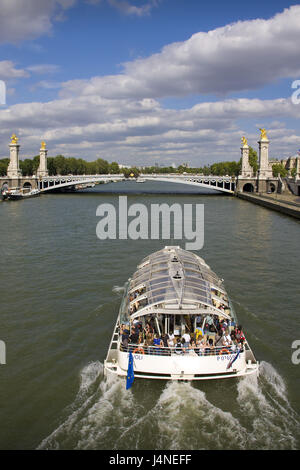 France, Paris, son flux, le Pont Alexandre III, l'amorçage, Banque D'Images