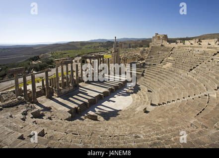 La Tunisie, Dougga, ruine site, théâtre romain, l'Afrique du Nord, Thugga, excavation, ruines, structures, historiquement, antique, théâtre, Roman, excavations, reste, point d'intérêt, à l'UNESCO patrimoine culturel mondial, la destination, l'archéologie, demeure, l'architecture, la culture, l'histoire, vue, Banque D'Images