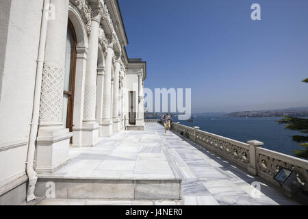 La Turquie, Istanbul, palais de Topkapi, balcon, vue sur la mer, Port, Vieille Ville, de la culture, le palais d'un bâtiment, d'architecture, terrasse, balcon, vue, personne, vue touristique, lieu de destination, d'intérêt, tourisme, Banque D'Images