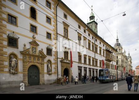 L'Autriche, Styrie, Graz, terres armoury, Lord's lane, passant, tram, Banque D'Images