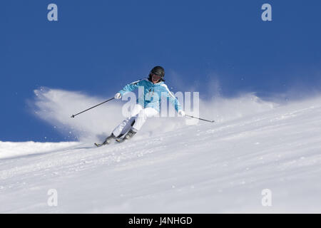 La piste de ski, skieur, modèle libéré, Banque D'Images