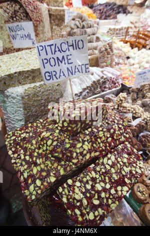 La Turquie, Istanbul, Sultanahmet, épices, bonbons, spécialités turques, Banque D'Images