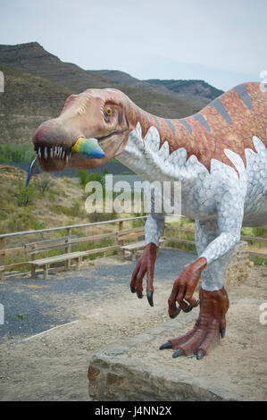 Taille de la vie réplique de Belen dinosaur manger du poisson. La Era del Peladillo site dans IGEA village, La Rioja, Espagne. de théropodes théropodes theropoda Banque D'Images