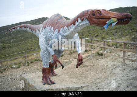 Taille de la vie réplique de Belen dinosaur manger du poisson. La Era del Peladillo site dans IGEA village, La Rioja, Espagne. de théropodes théropodes theropoda Banque D'Images