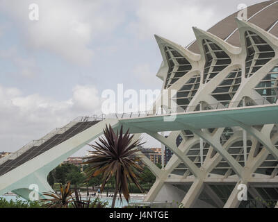 Une architecture Calatrava Prince Filipe Science Museum au Centre culturel de la Cité des Arts et des sciences à Valence en Espagne Banque D'Images