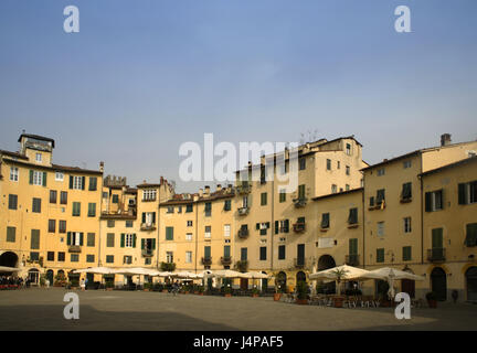 Piazza Anfiteatro, Lucca, Toscane, Italie, Europe, Banque D'Images