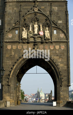 République tchèque, Tchéquie, Prague, Karl's Bridge, alto ville citadin bridge tower, Banque D'Images