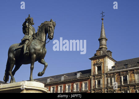 Espagne, Madrid, Plaza Mayor, statue équestre, Felipe III, Banque D'Images