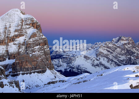 L'Italie, les Dolomites, province de Belluno, le Rifugio Lagazuoi, Tofana Tu Rozes, Monte Pelmo, Banque D'Images