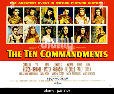 « Les dix commandements » est un film épique réalisé par Cecil B. DeMille en 1956, qui décrit l'histoire biblique de Moïse conduisant les Israélites hors d'Égypte. Le film est réputé pour sa grande échelle, ses effets spéciaux et sa distribution. Banque D'Images