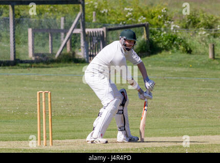 East Dean les terrains de jeu, East Sussex, Royaume-Uni. 13 mai, 2017. East Dean & Iken Cricket Club 1X1 vs Forest Row Cricket Club 1ère XI. Credit : Alan Fraser/Alamy Live News Banque D'Images