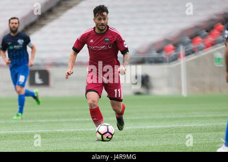 Ottawa, Canada. 13 mai, 2017. Ottawa Fury FC Sito Seoane (11) au cours de l'USL adéquation entre les Riverhounds de Pittsburgh et Ottawa Fury FC à la TD lieu à Ottawa, Canada. Daniel Lea/CSM/Alamy Live News Banque D'Images