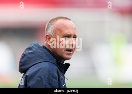 Ottawa, Canada. 13 mai, 2017. Riverhounds de Pittsburgh l'entraîneur-chef Dave Brandt au cours de l'USL adéquation entre les Riverhounds de Pittsburgh et Ottawa Fury FC à la TD lieu à Ottawa, Canada. Daniel Lea/CSM/Alamy Live News Banque D'Images