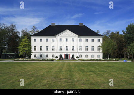 L'Allemagne, de la chaux, nid de bureau angle Klützer Klützer, angle, 1, La Chaux-de nidification du Swan Lake, en grande partie propriété de Swan Lake, en grande partie de l'hôtel et centre de conférence, Baroque, Classicisme, Banque D'Images