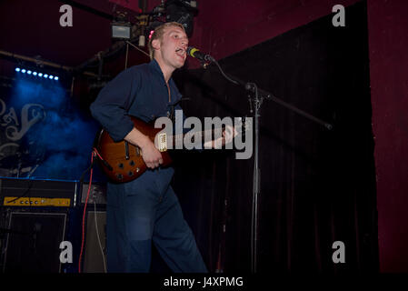 Manchester UK. Le 13 mai 2017. Kagoule produire au jour et nuit Cafe, Manchester UK dans le cadre d'ébats Clubnight, Manchester Le 13/05/2017 © Gary Mathe Banque D'Images