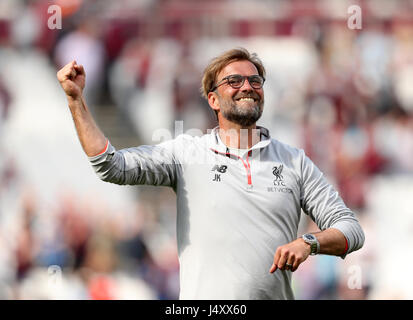 Jurgen Klopp, directeur de Liverpool, réagit après le coup de sifflet final lors du match de la Premier League au stade de Londres. APPUYEZ SUR ASSOCIATION photo. Date de la photo: Dimanche 14 mai 2017. Voir PA Story FOOTBALL West Ham. Le crédit photo devrait se lire comme suit : Adam Davy/PA Wire. RESTRICTIONS : aucune utilisation avec des fichiers audio, vidéo, données, listes de présentoirs, logos de clubs/ligue ou services « en direct » non autorisés. Utilisation en ligne limitée à 75 images, pas d'émulation vidéo. Aucune utilisation dans les Paris, les jeux ou les publications de club/ligue/joueur unique Banque D'Images