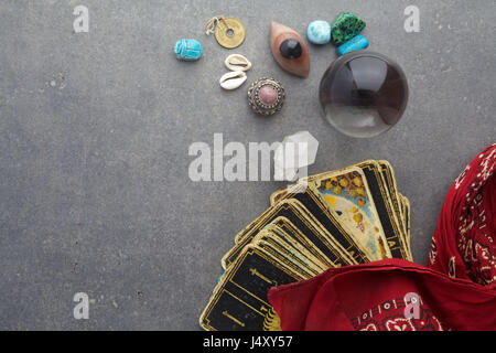 Composition des objets ésotériques, utilisés pour la guérison et la divination Banque D'Images