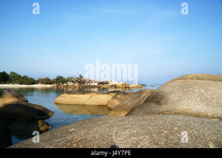 Plage de Tanjung Tinggi, Belitung Island, Indonésie Banque D'Images