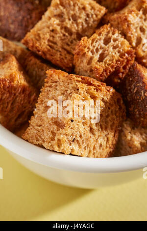 Croûtons de blé entier fait maison Banque D'Images