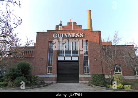 Power House Building, Brasserie Guinness, St James' Gate, Dublin, Irlande, architecte F.R.M. Woodhouse, 1948 Banque D'Images