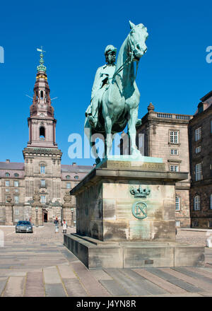 Statue équestre du roi Christian IX de Danemark. Copenhague. Banque D'Images