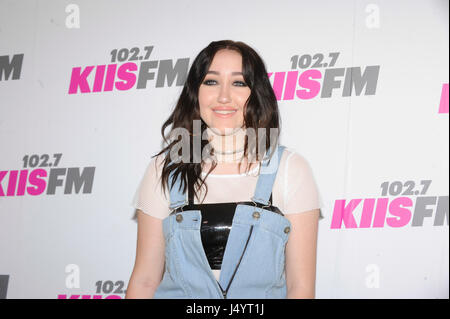 Noah Cyrus arrivant à la radio KIIS FM Wango Tango 2017 au StubHub Center le 13 mai 2017 à Carson, Californie. Banque D'Images