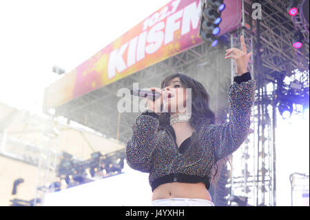 Camila Cabello à la radio KIIS FM Wango Tango 2017 au StubHub Center le 13 mai 2017 à Carson, Californie. Banque D'Images