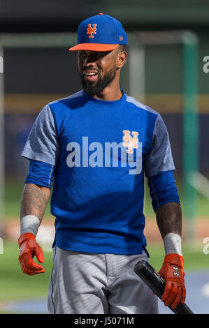 Miller Park. 13 mai, 2017. Mets de New York Jose Reyes de troisième but # 7 avant le match de la Ligue Majeure de Baseball entre les Milwaukee Brewers et les Mets de New York à Miller Park. Credit : csm/Alamy Live News Banque D'Images