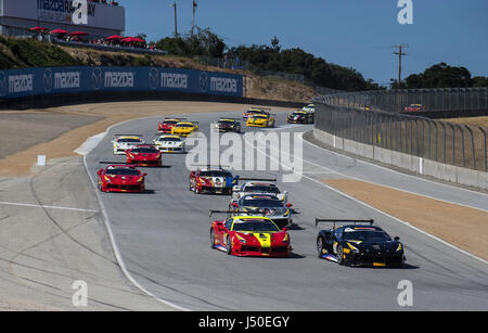 Monterey, Californie, USA. 13 mai, 2017. # 488 courses TP entrée en tour1 au cours de la Ferrari Challenge Pirelli suis Race 2488 TP Série au Mazda Raceway Laguna Seca. Credit : csm/Alamy Live News Banque D'Images