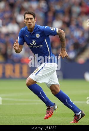 LEONARDO ULLOA Leicester City FC LA KING POWER STADIUM LEICESTER ANGLETERRE 16 Août 2014 Banque D'Images