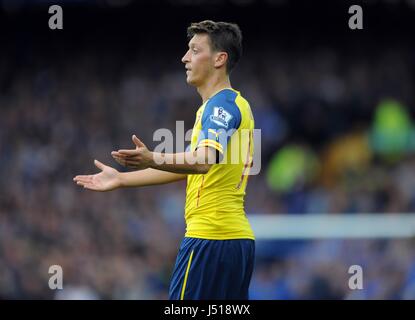 MESUT OZIL ARSENAL V EVERTON EVERTON GOODISON PARK ANGLETERRE 23 Août 2014 Banque D'Images