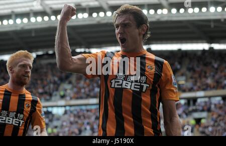 NIKICA JELAVIĆ CÉLÈBRE BUT Hull City FC V Stoke City FC Stade KC HULL ANGLETERRE 24 Août 2014 Banque D'Images